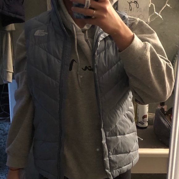 North face blue vest - Picture 3 of 5